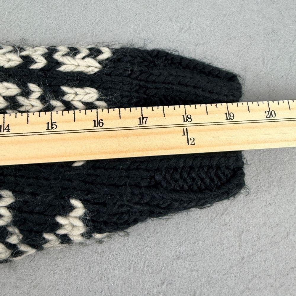 Kimchi Blue Womens XS Black Fair Isle Urban Outfitters Chunky Knit Sweater - Picture 9 of 12
